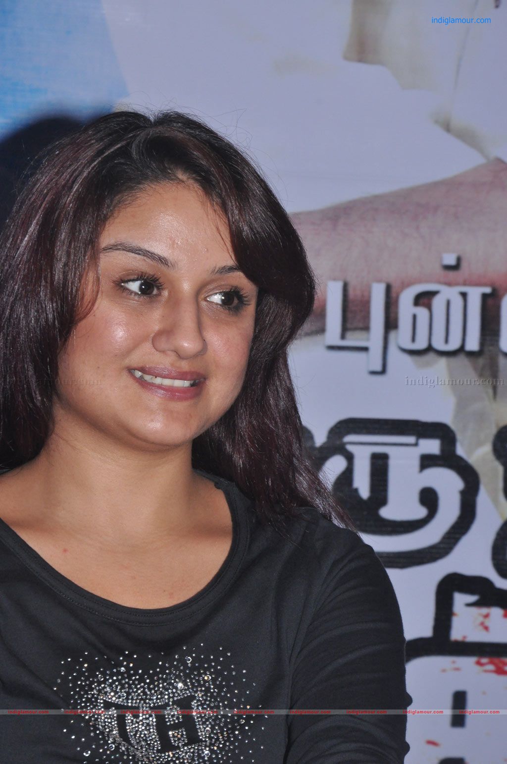 Sonia Agarwal Actress hd photo
