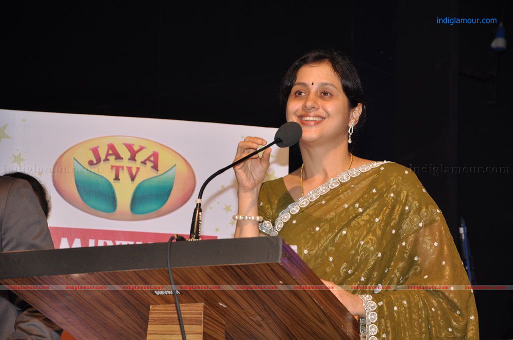 Devayani Actress hd photo