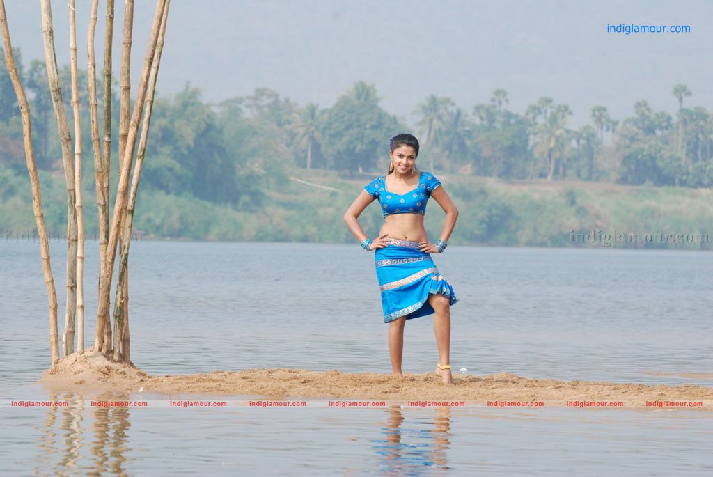 Amala Paul Actress hd photo
