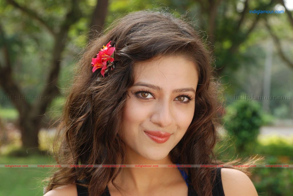 Madalasa Sharma Actress hd photo