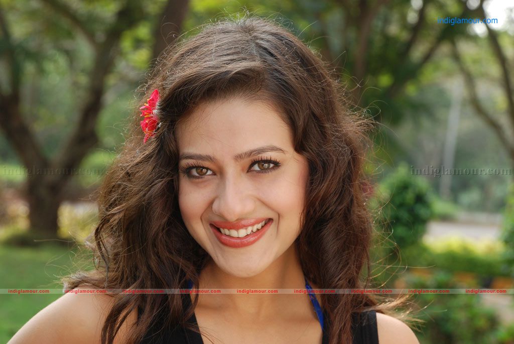 Madalasa Sharma Actress hd photo