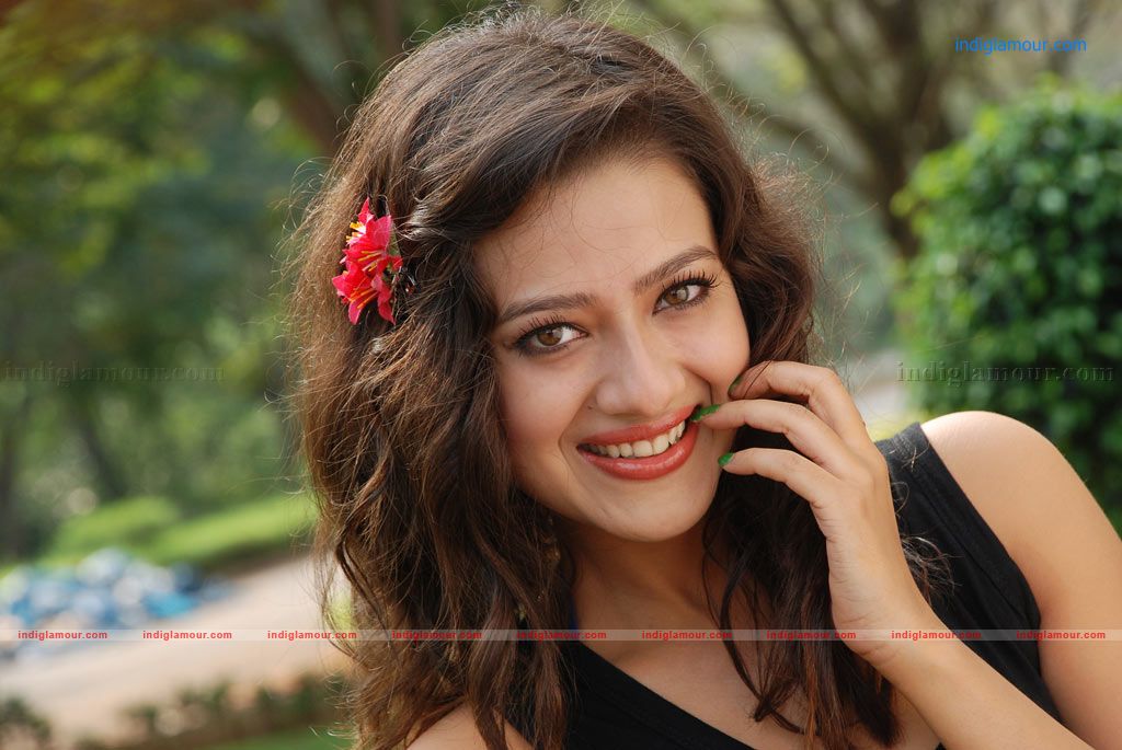 Madalasa Sharma Actress hd photo