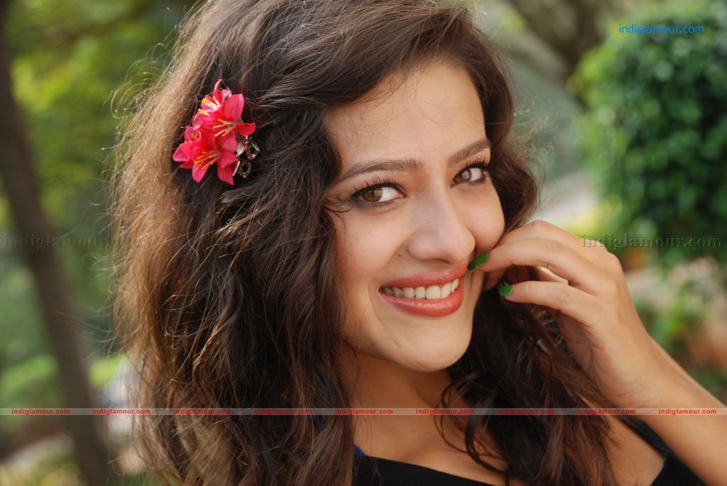 Madalasa Sharma Actress hd photo