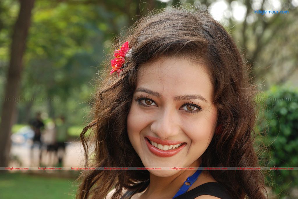 Madalasa Sharma Actress hd photo