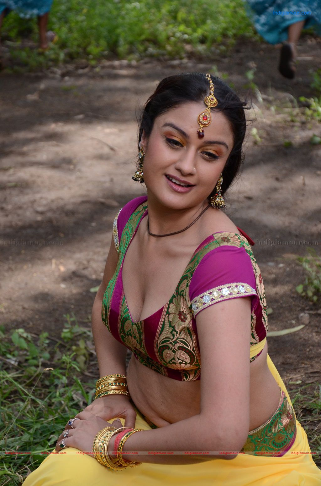 Sonia Agarwal Actress hd photo