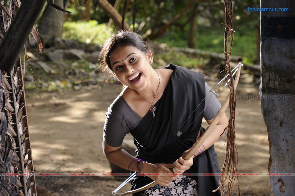 Sri Divya Actress hd photo