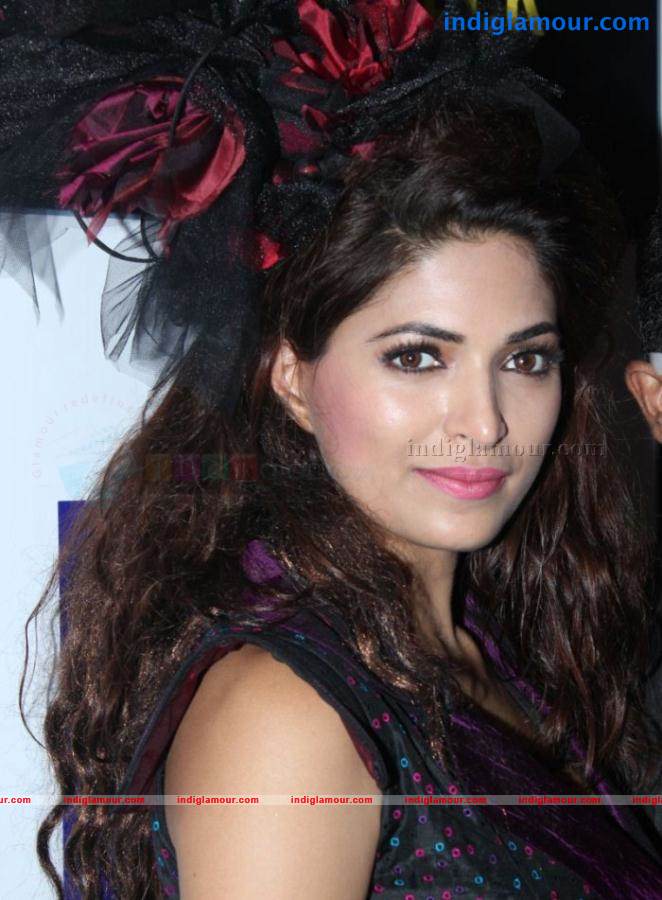 Parvathy Omanakuttan Actress hd photo