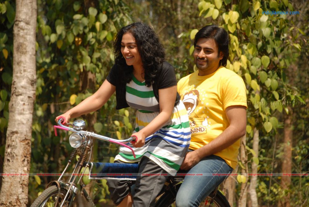 Nithya Menon Actress hd photo