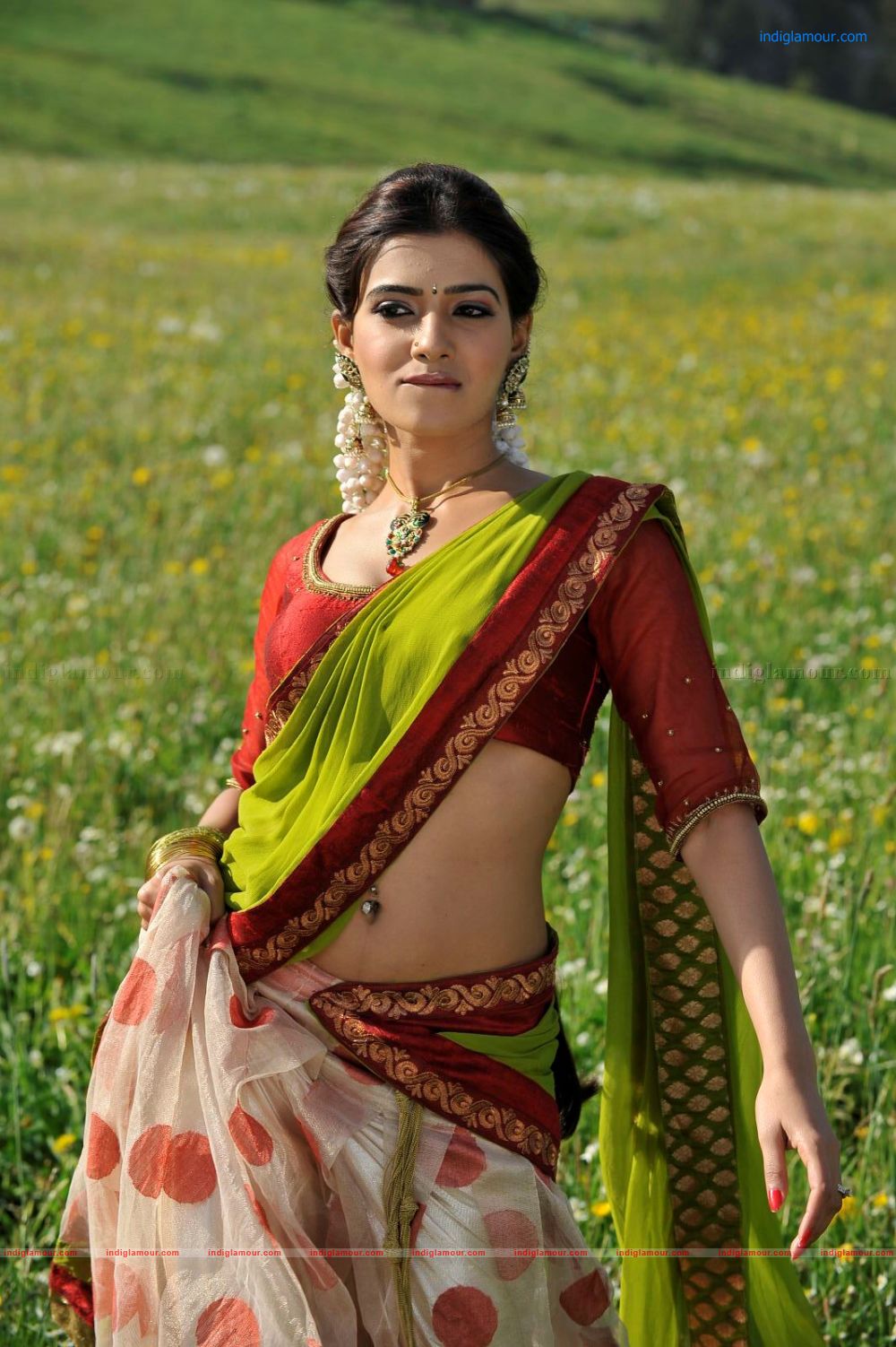 Samantha Actress hd photo