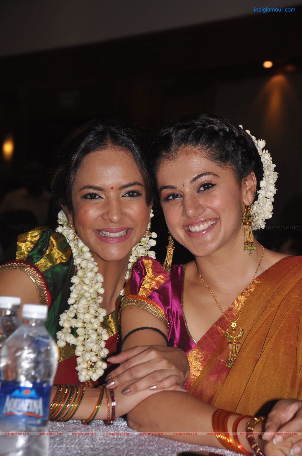 Tapsee Actress hd photo