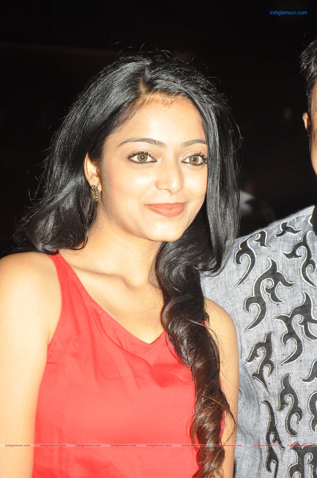 Janani Iyer Actress hd photo