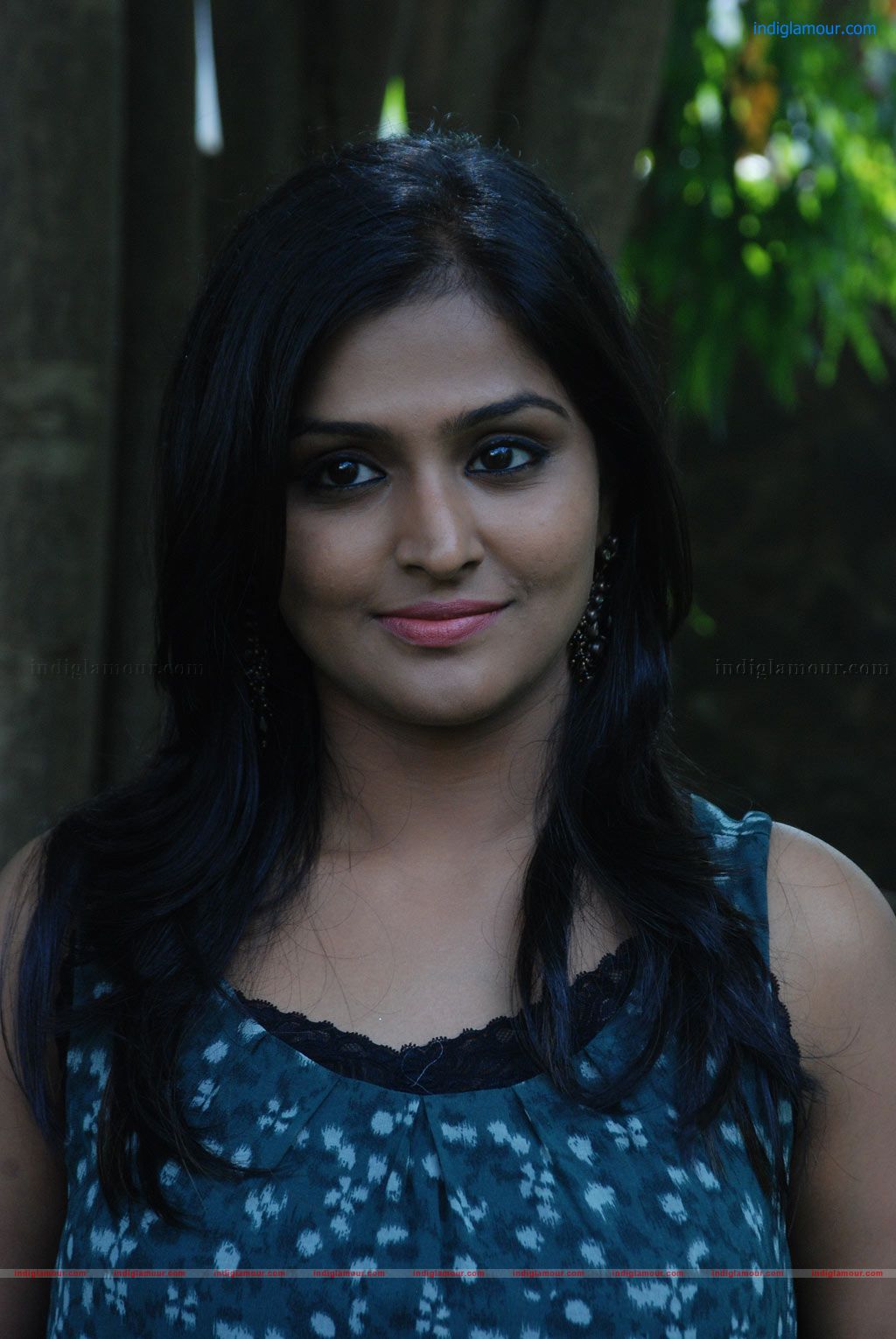 Remya Nambeesan Actress hd photo