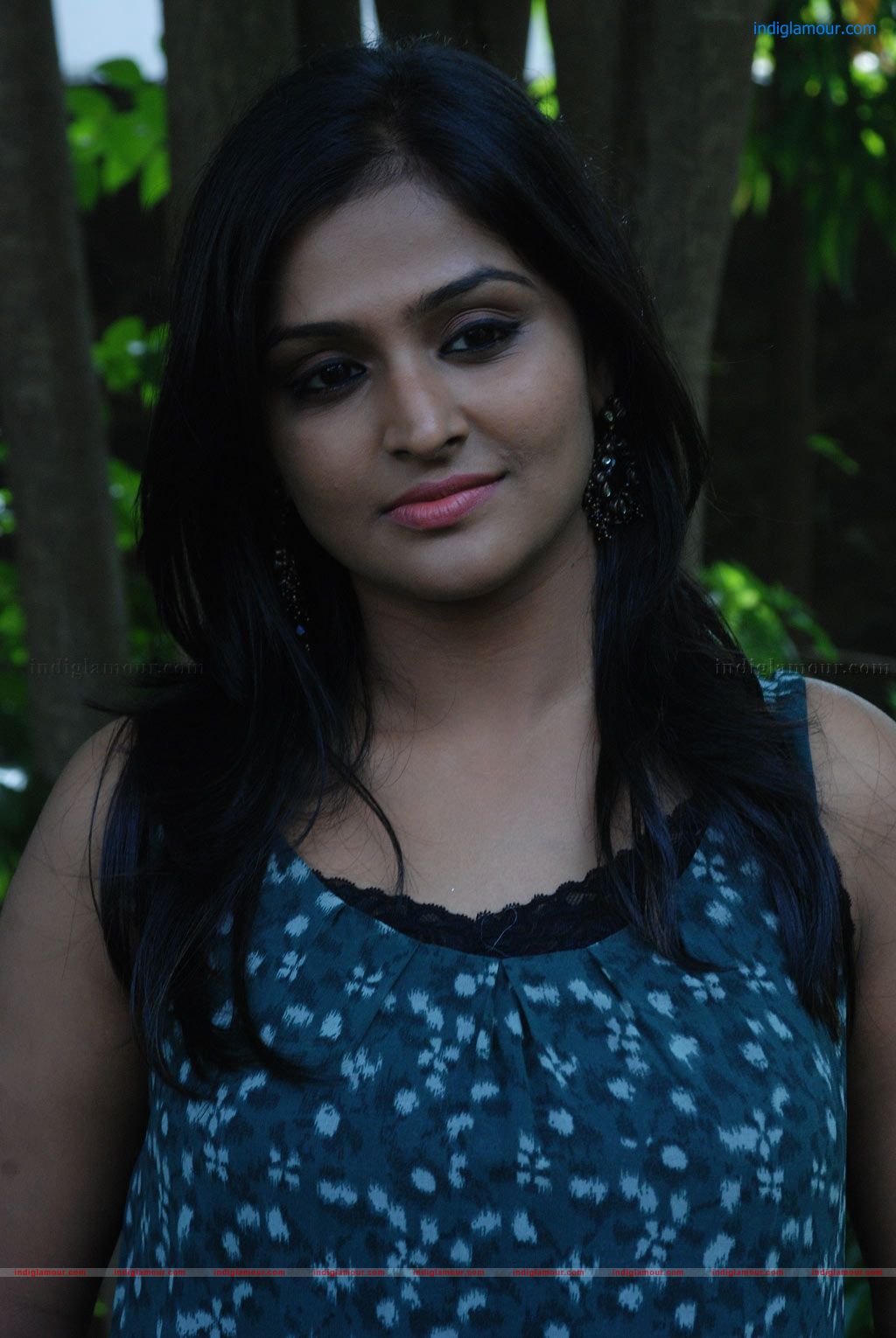 Remya Nambeesan Actress hd photo