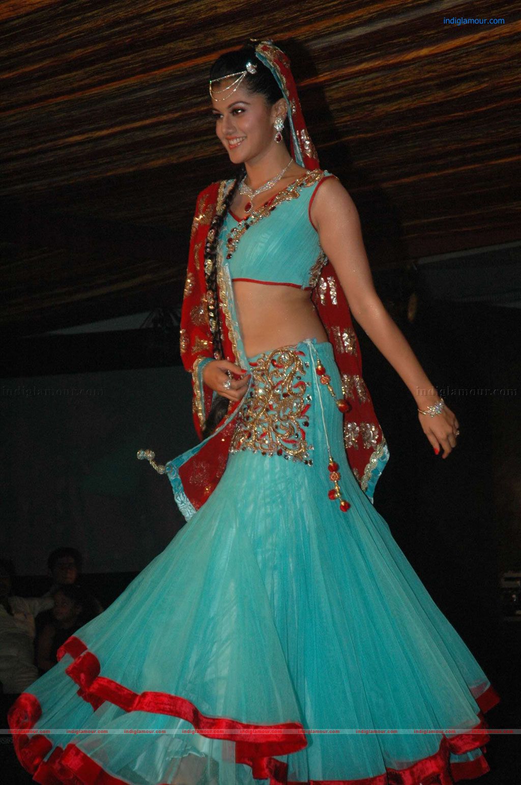 Tapsee Actress hd photo
