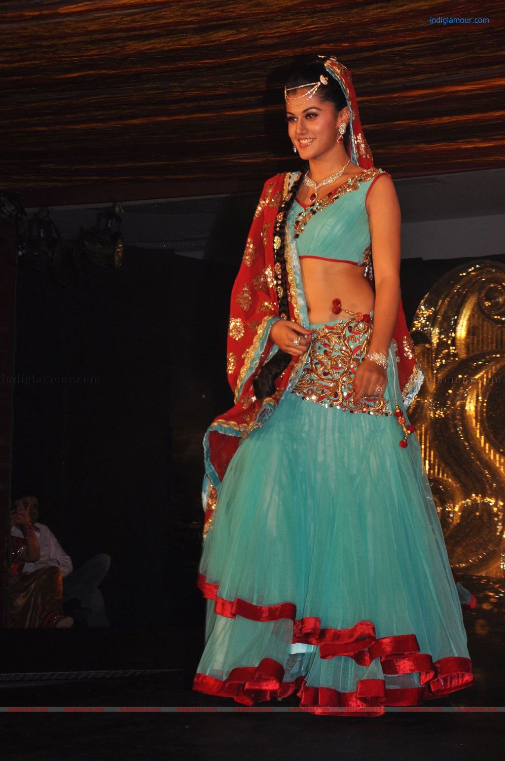 Tapsee Actress hd photo