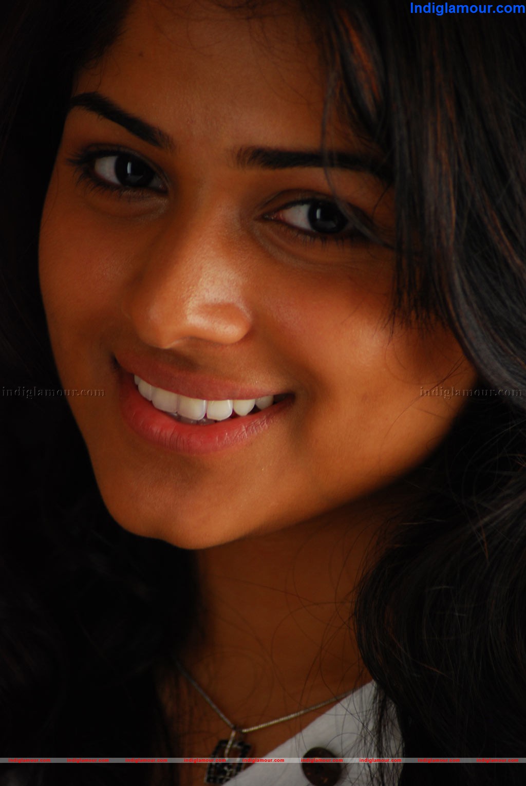 Mrithika Actress hd photo