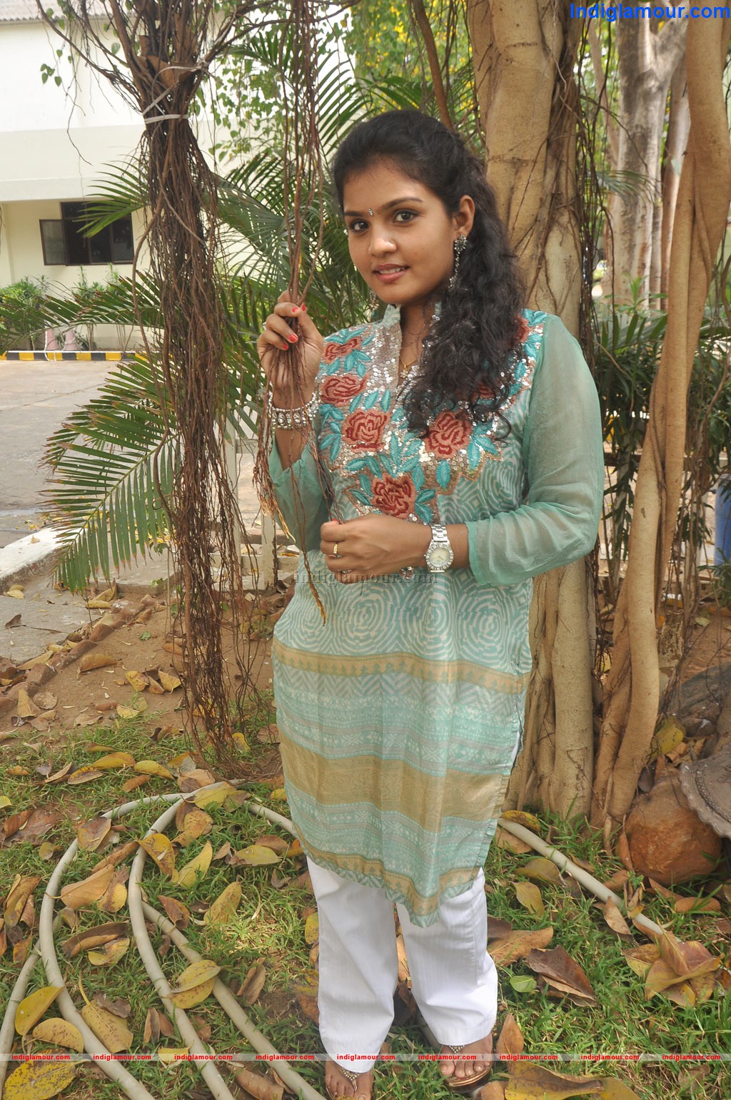 Preethi Sankar Actress hd photo