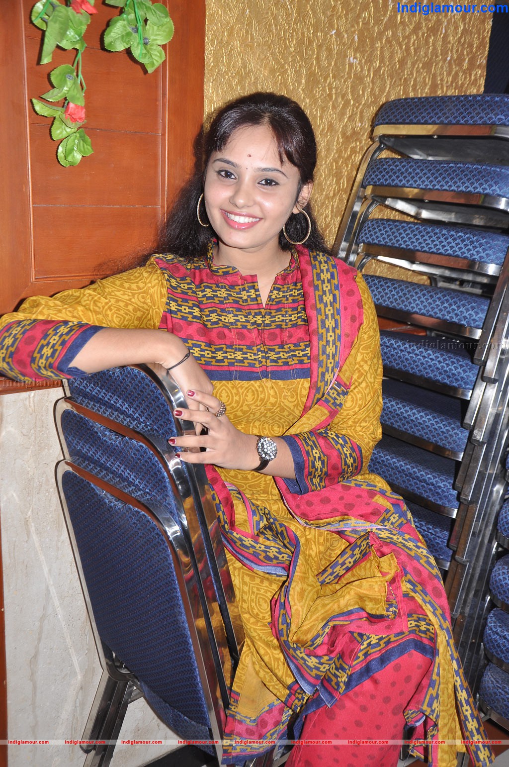 Aarushi Actress hd photo