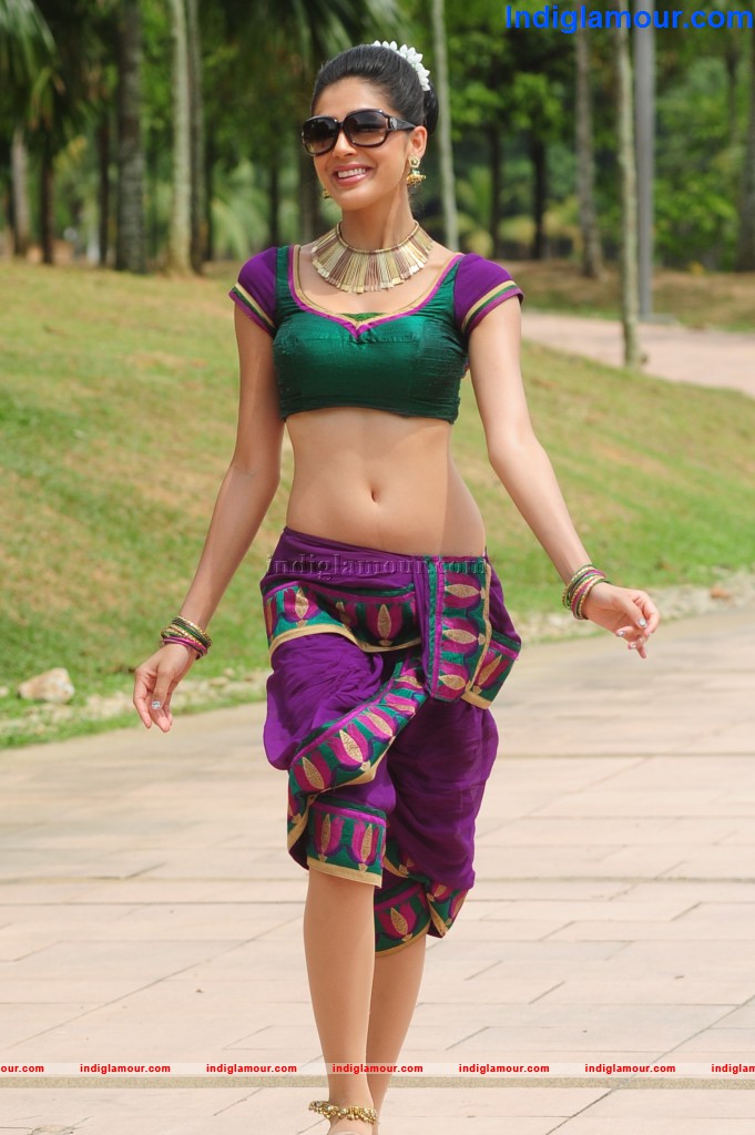 Parvathy Melton Actress hd photo