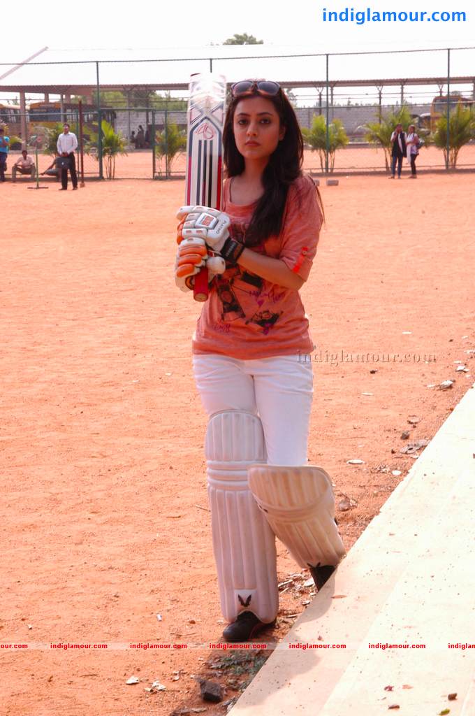 Nisha Aggarwal Actress hd photo