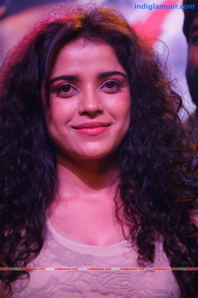 Piaa Bajpai Actress hd photo