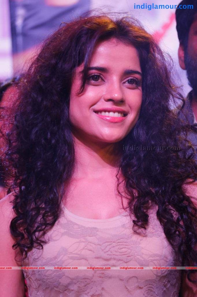 Piaa Bajpai Actress hd photo