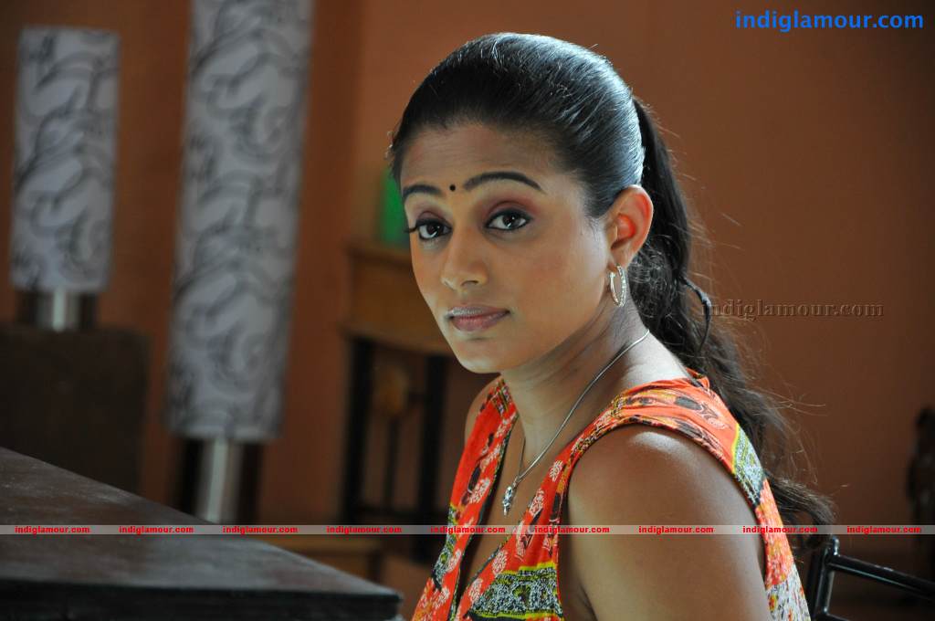 Priyamani Actress hd photo
