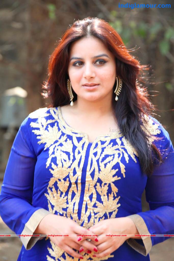 Pooja Gandhi Actress hd photo