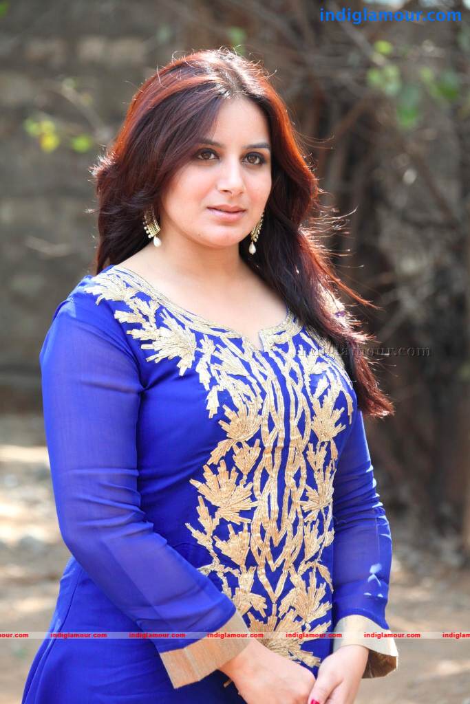 Pooja Gandhi Actress hd photo