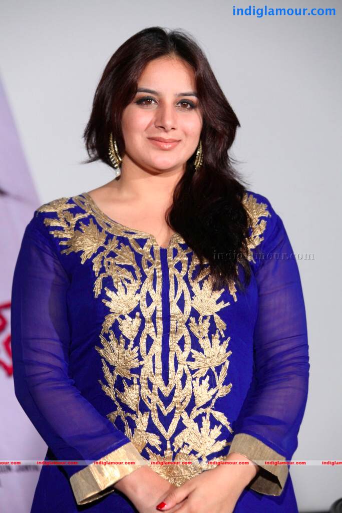 Pooja Gandhi Actress hd photo