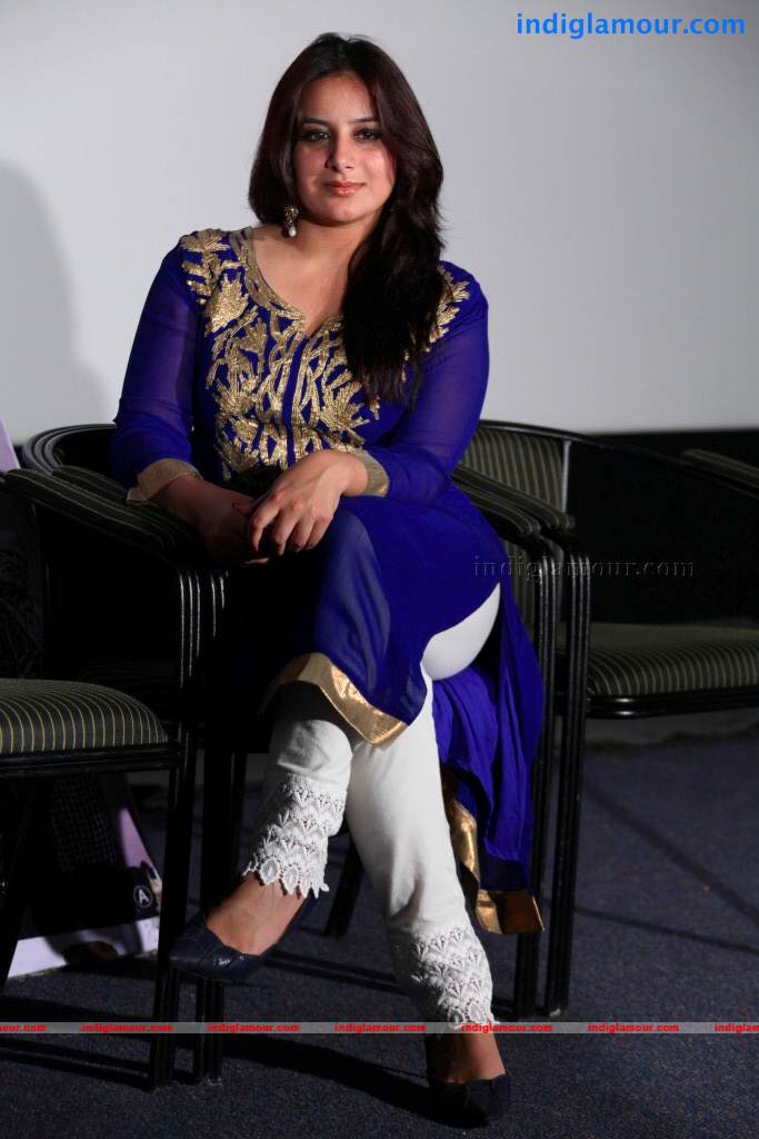Pooja Gandhi Actress hd photo