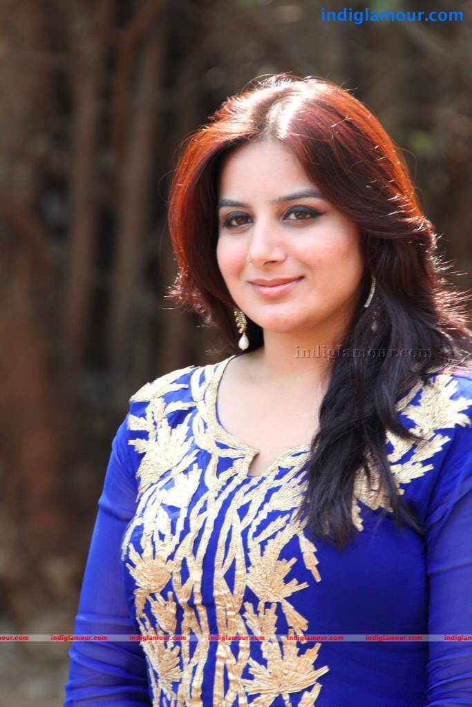 Pooja Gandhi Actress hd photo