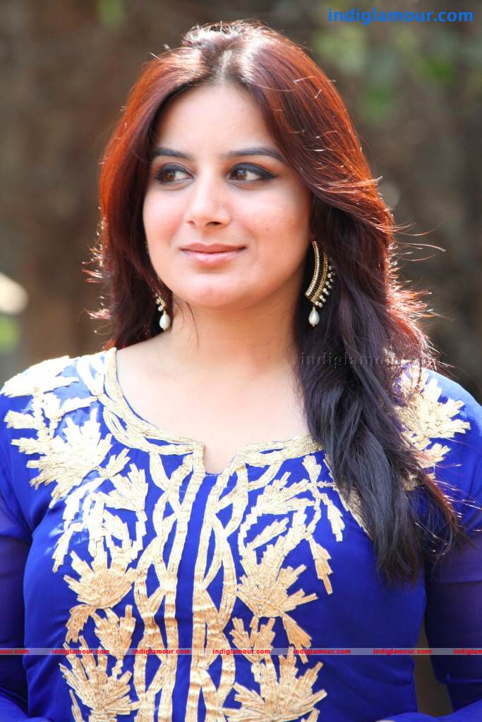 Pooja Gandhi Actress hd photo