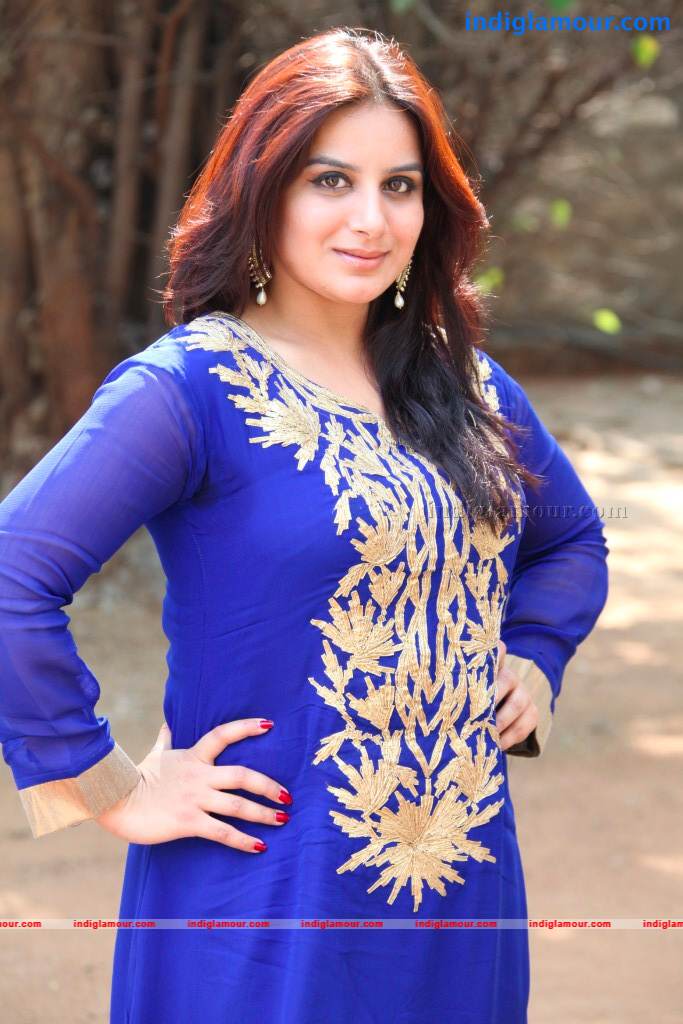 Pooja Gandhi Actress hd photo