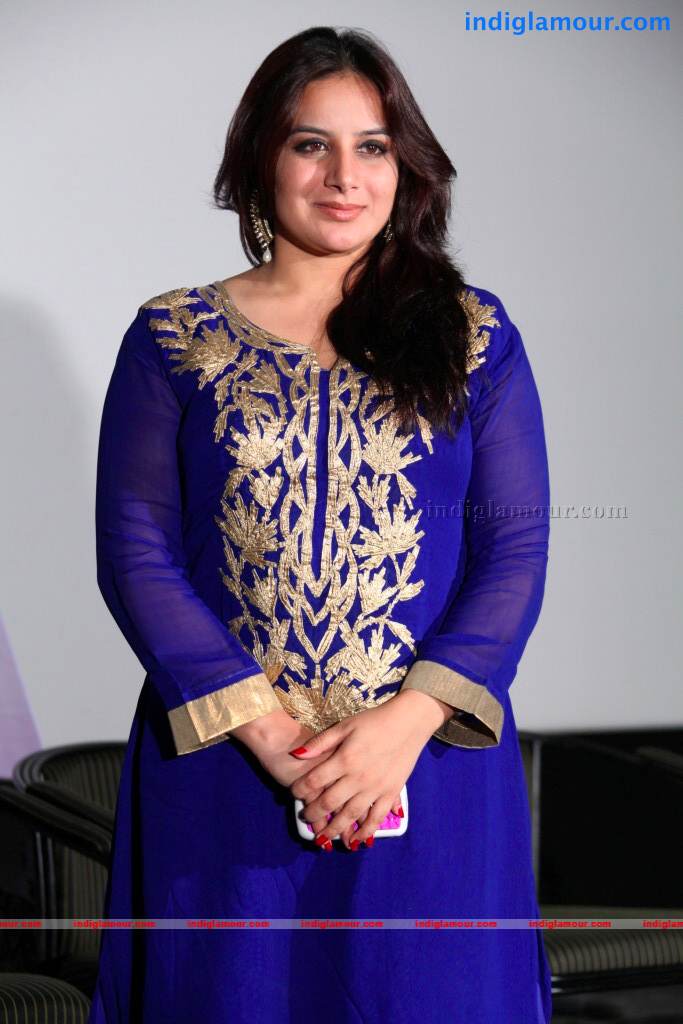 Pooja Gandhi Actress hd photo