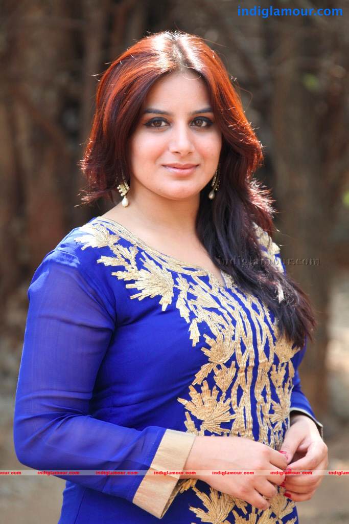 Pooja Gandhi Actress hd photo