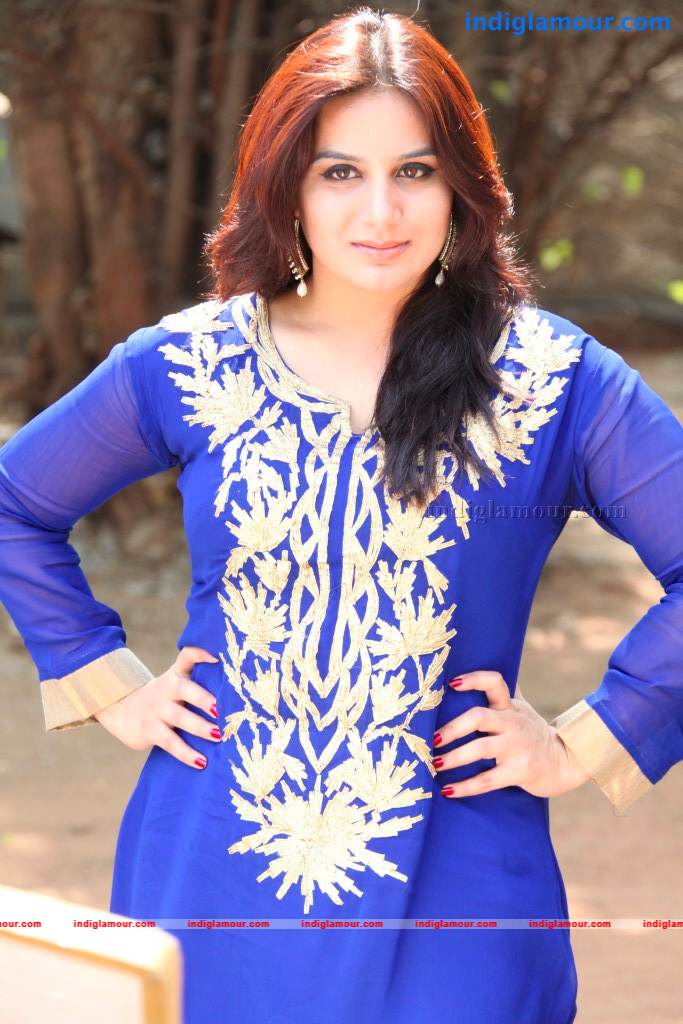 Pooja Gandhi Actress hd photo