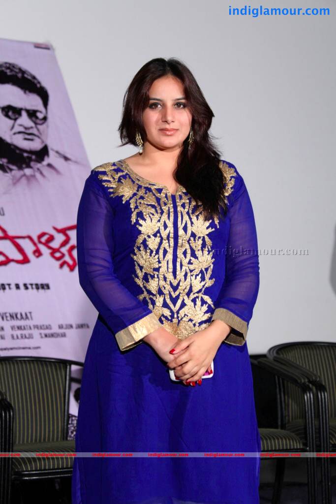 Pooja Gandhi Actress hd photo