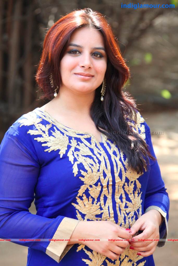 Pooja Gandhi Actress hd photo