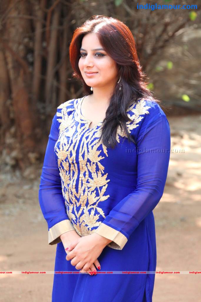 Pooja Gandhi Actress hd photo