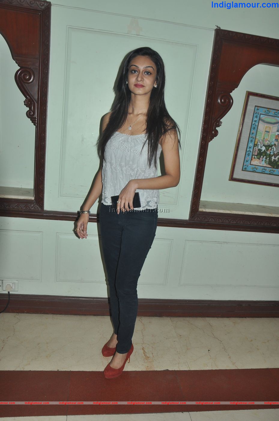 Aishwarya Arjun Actress hd photo