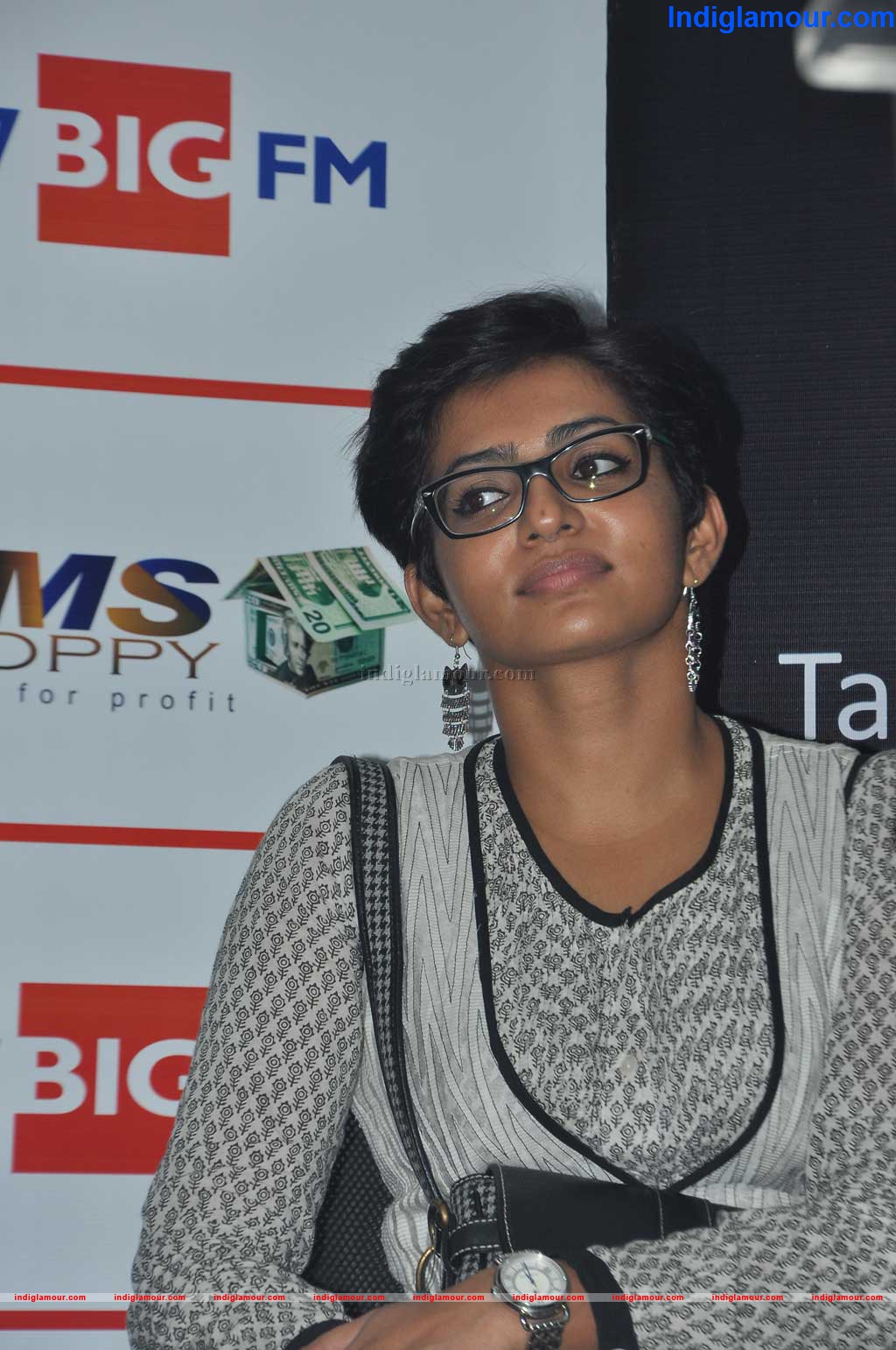 Parvathy Actress hd photo