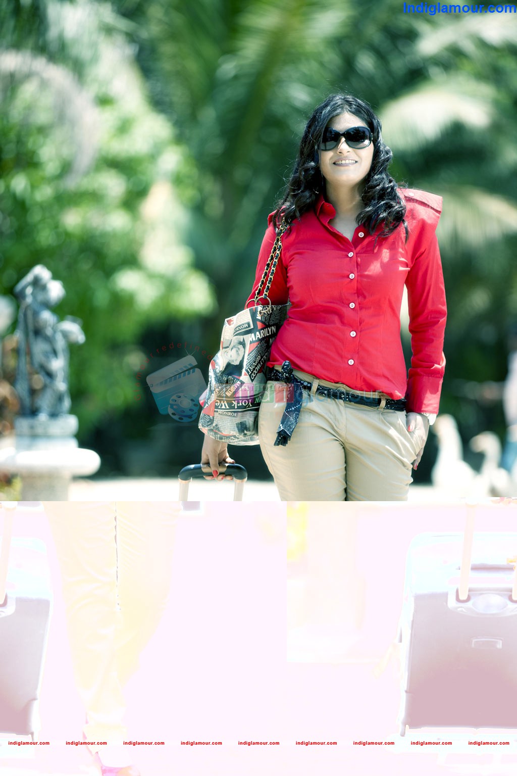 Hema Jilloju Actress hd photo