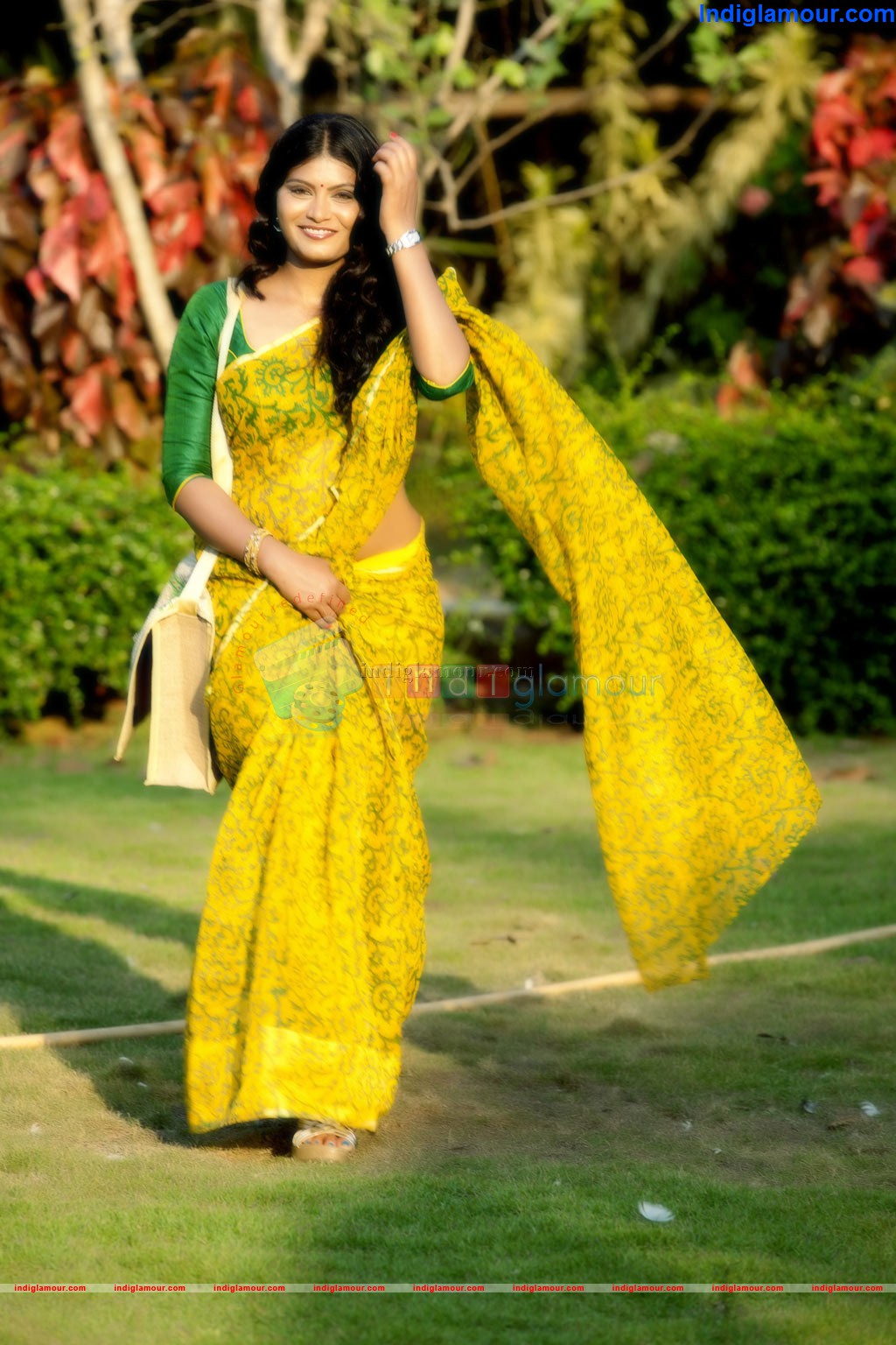 Hema Jilloju Actress hd photo