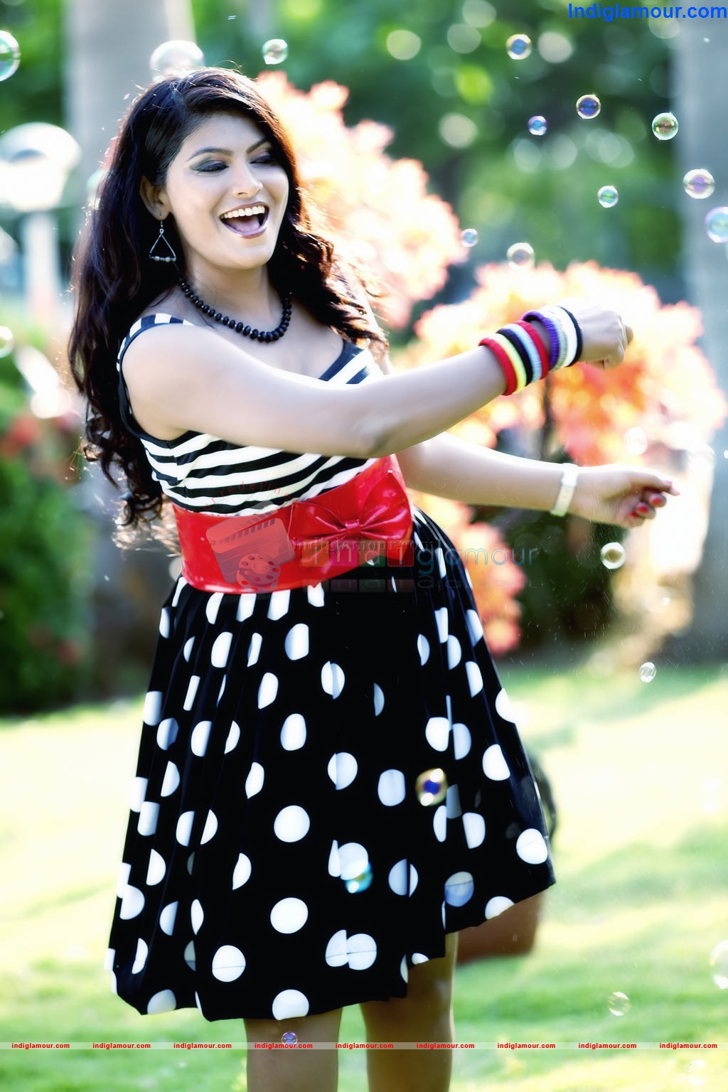 Hema Jilloju Actress hd photo