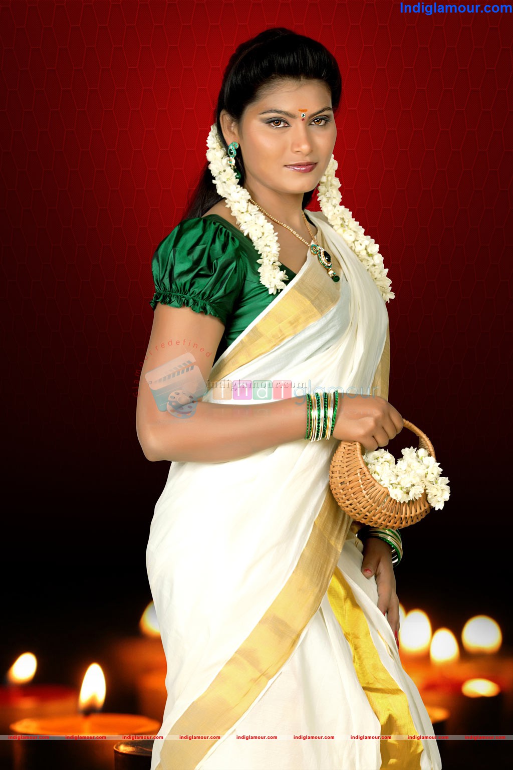 Hema Jilloju Actress hd photo