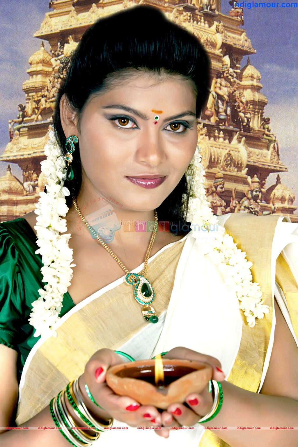 Hema Jilloju Actress hd photo