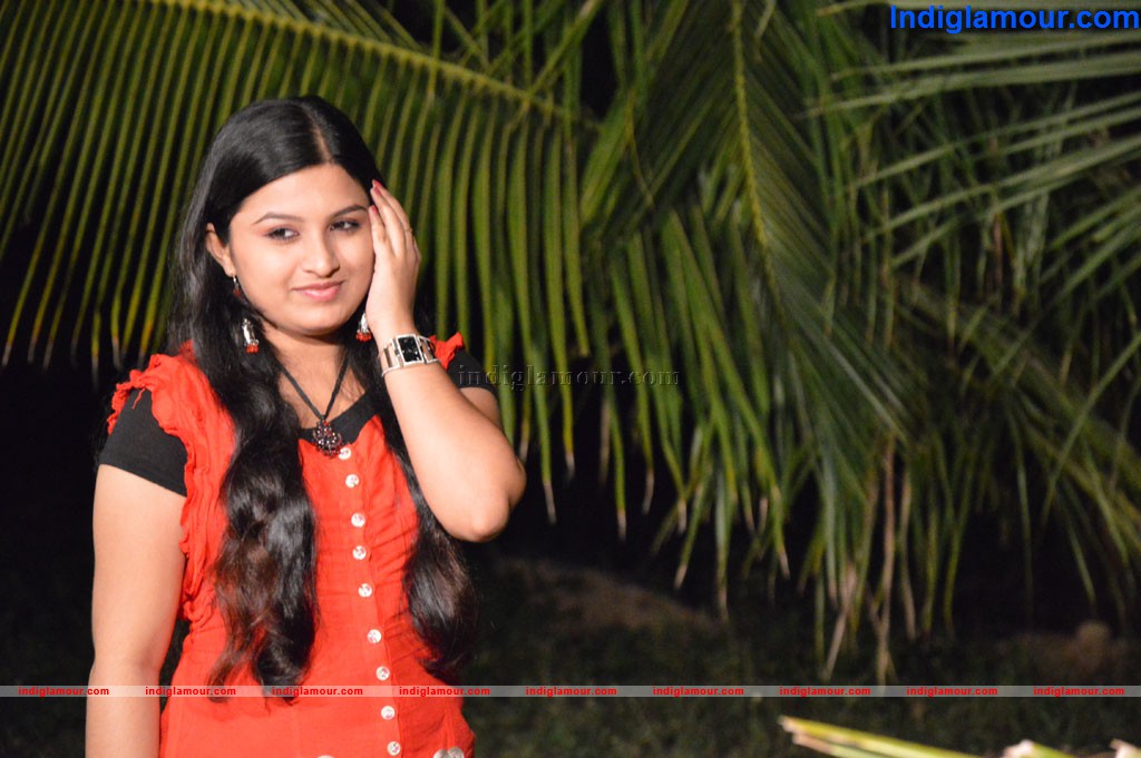 Souparnika Actress hd photo