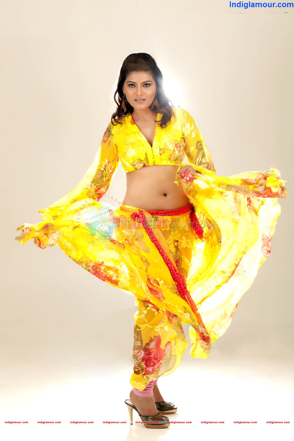 Hema Jilloju Actress hd photo