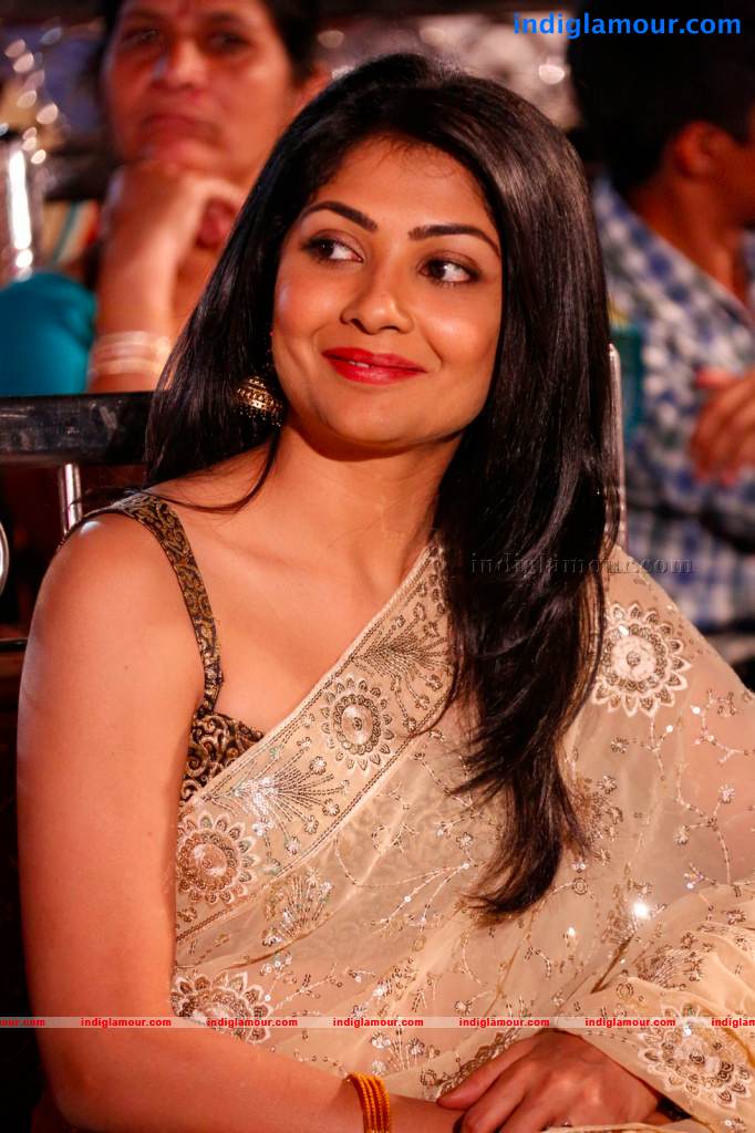 Kamalinee Mukherji Actress hd photo